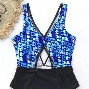 BRAND NEW Cupshe one piece swimsuit